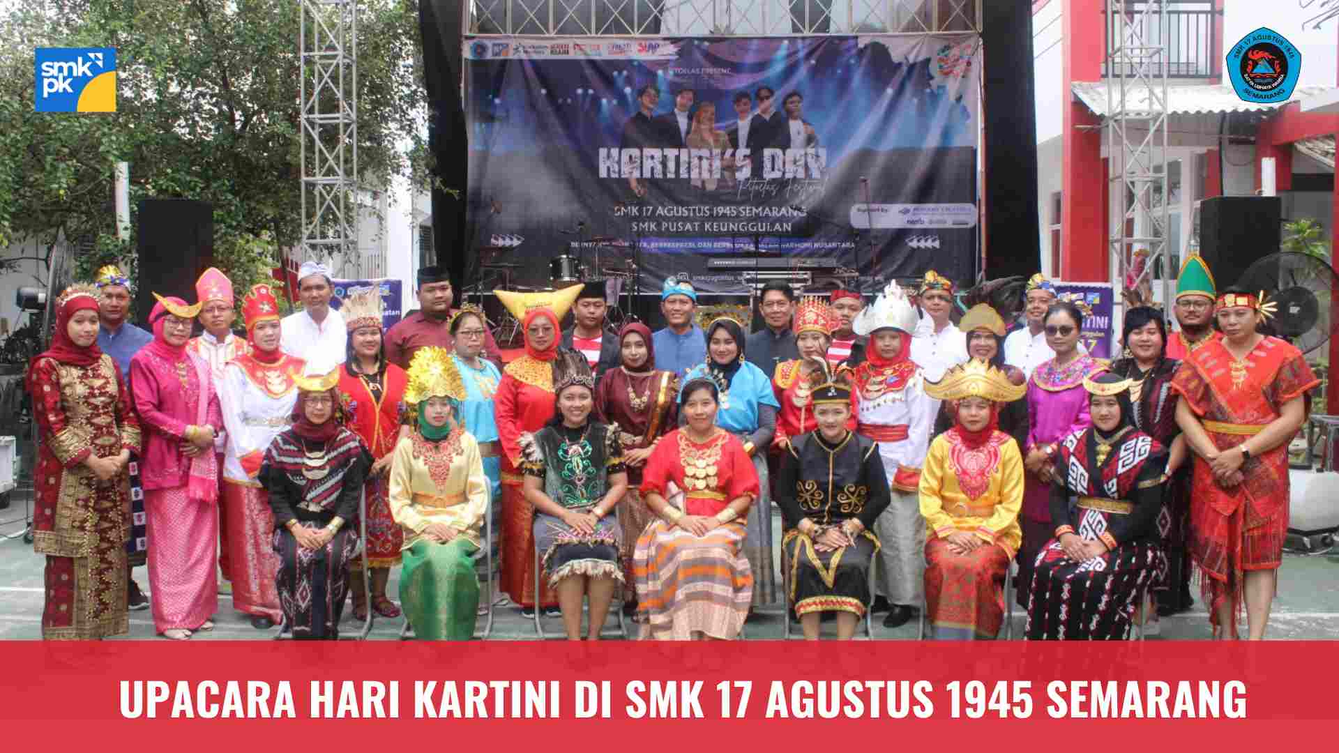 Upacara Hari Kartini di SMK 17 Agustus 1945 Semarang